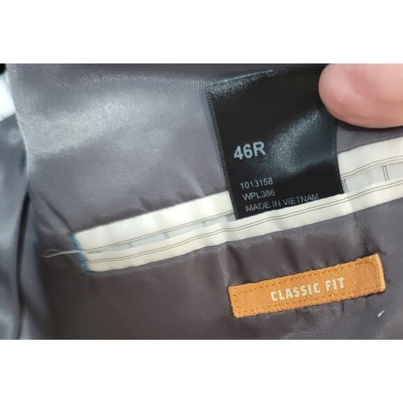 Haggar Gray 2 Button Closure Lined Blazer 46R Lightweight Inside Pockets - Picture 4 of 7